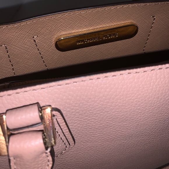 Brand New Michael Kors Adele purse